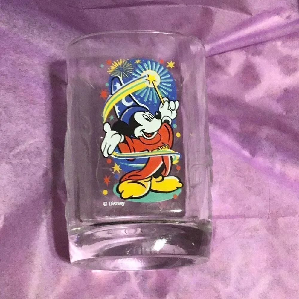 Vintage McDonald’s 2000 square Disney Epcot glass 